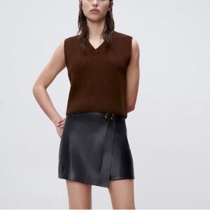 Zara Black Faux Leather Skort Medium